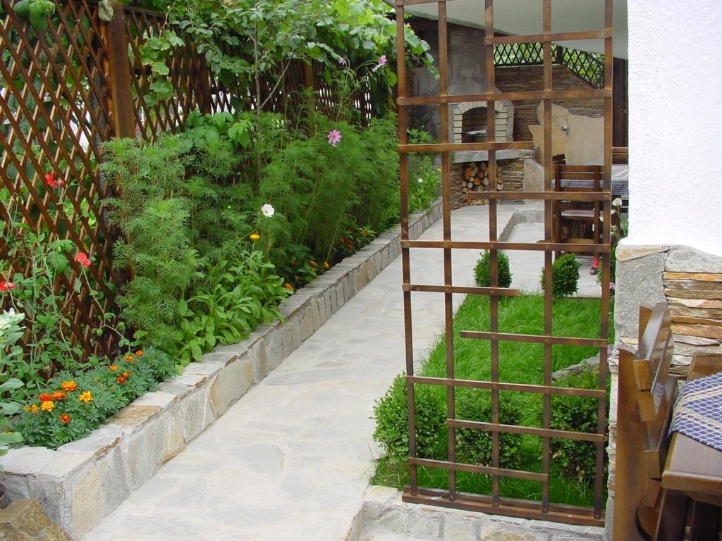 Guest House Voyno Dobrinishte Exterior photo