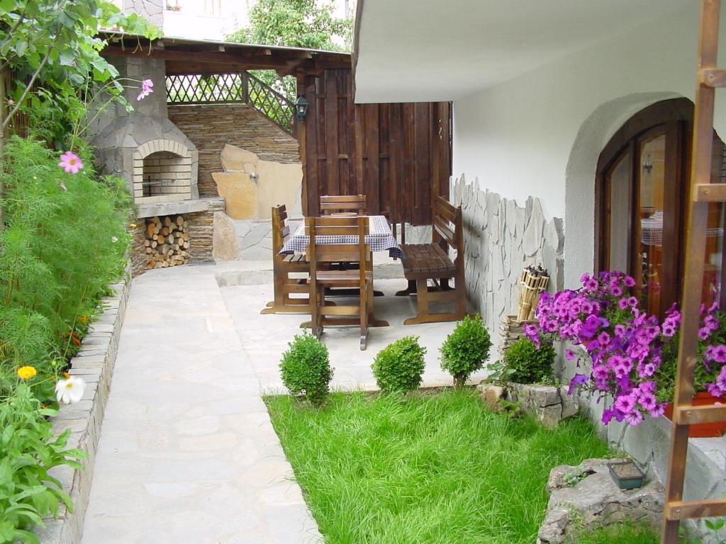 Guest House Voyno Dobrinishte Exterior photo